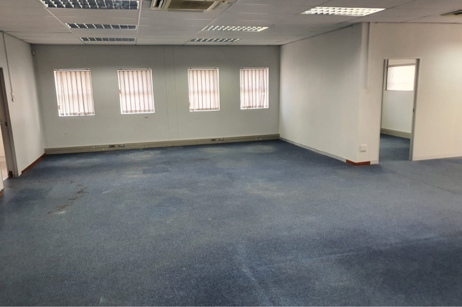 To Let commercial Property for Rent in Walmer Eastern Cape